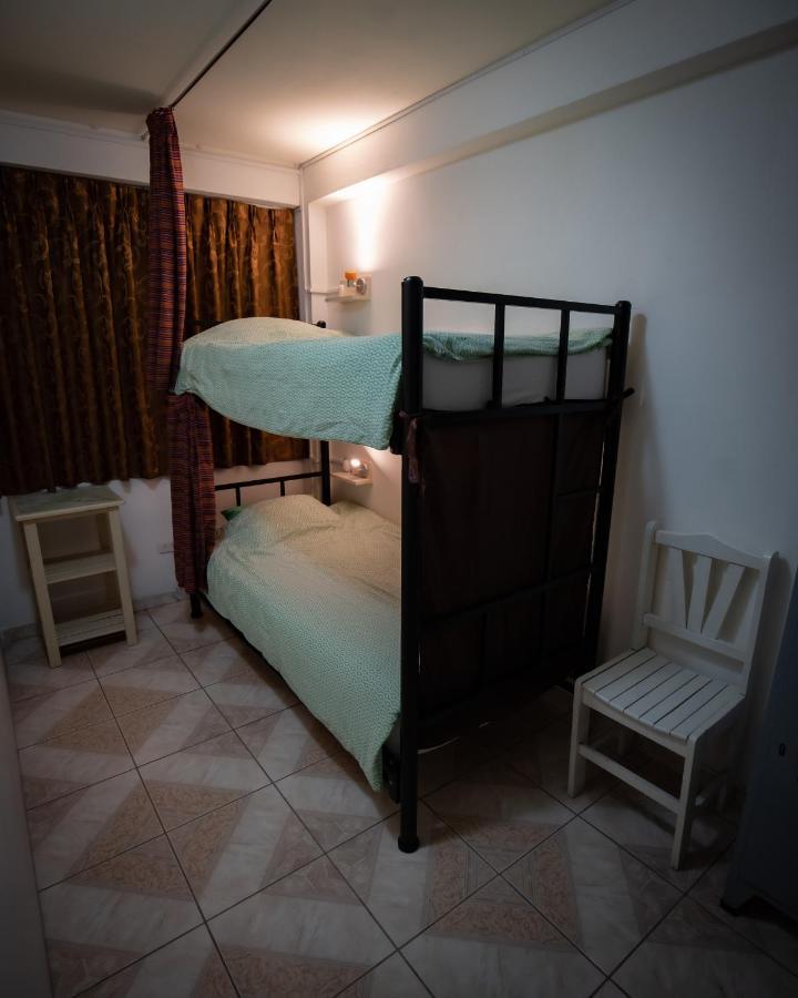 Хостел Mama Backpackers Лима Экстерьер фото